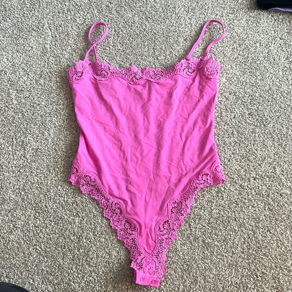 Skims Valentine’s day Bodysuit